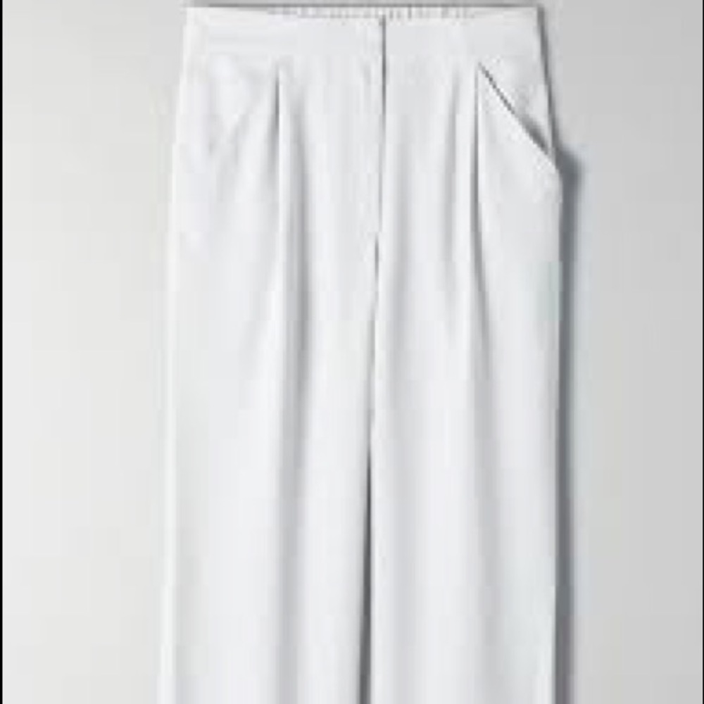 Aritzia NWT sparks pant - COOL SLATE GREY - 10